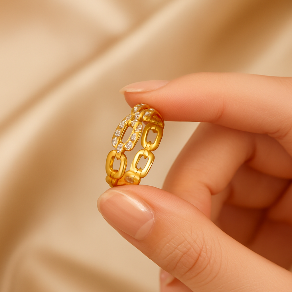 Gilded Connection Ring (Gold)